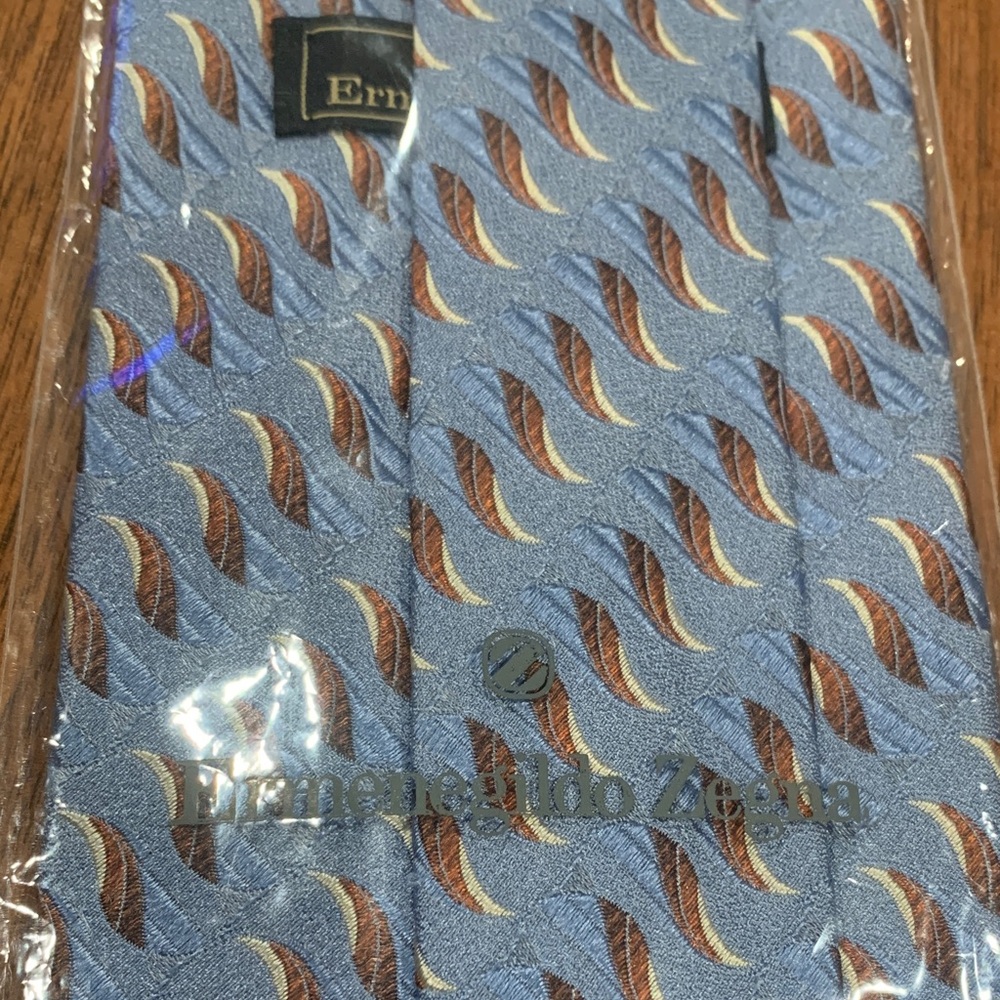 Ermenegildo Zegna Blue Tie with Brown Pattern EUC - Picture 2 of 3